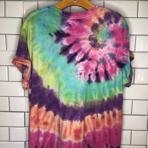 'WELL, SH*T.' Tee - XL - Picture 2 of 3